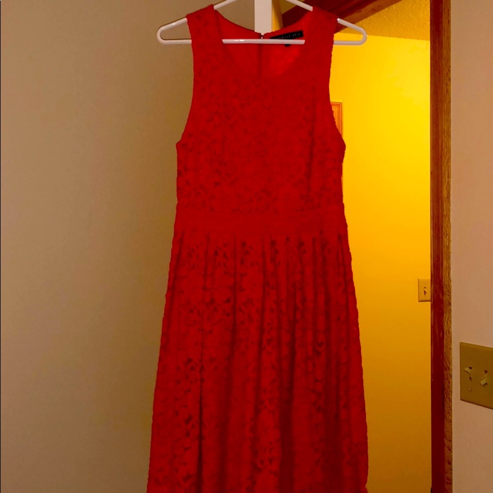 Dress - Picture 7 of 7